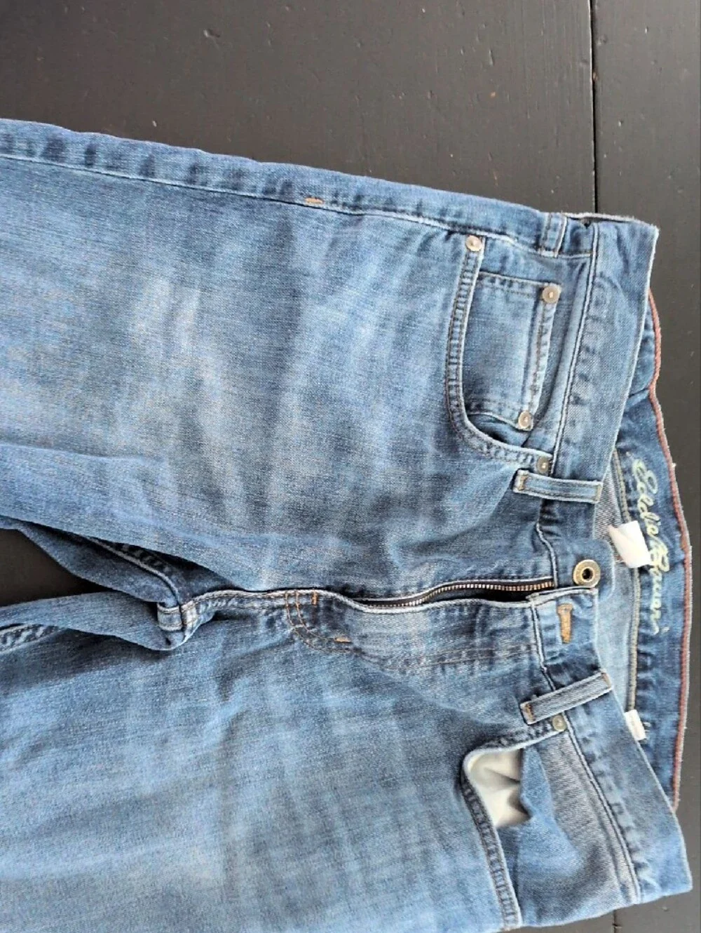 Eddie Bauer Jeans Men’s Slim Straight Jeans in Medium Blue 32x32